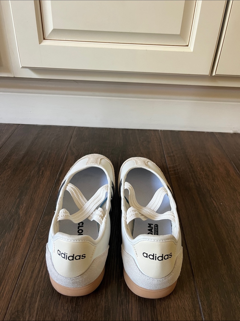 NWT ADIDAS BAREDA MARY JANES - Picture 5 of 6